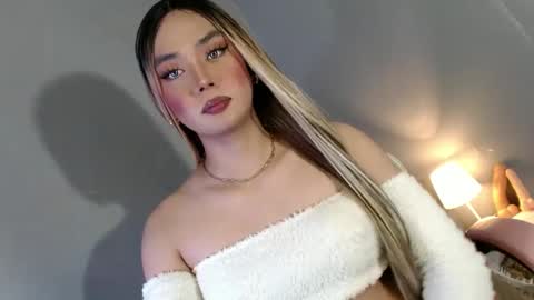 lovers moon22 online show from 02.13.25