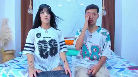 sofia and bryan online show from 11.18.25