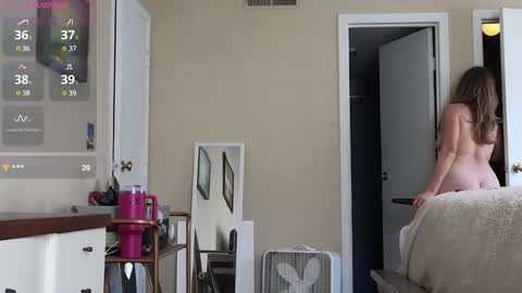 LoveSaraChristine online show from 01.17.25