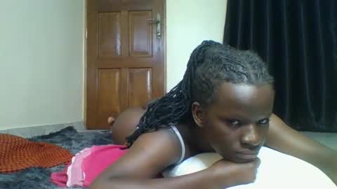 loveslut_ online show from 01.11.26