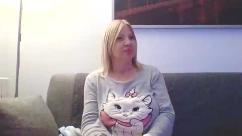 Marlyn online show from 12.04.24