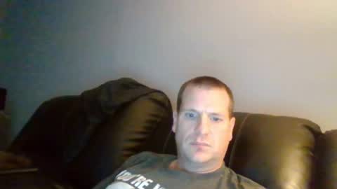 lovetocum37 online show from 12.16.24