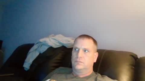 lovetocum37 online show from 02.12.25