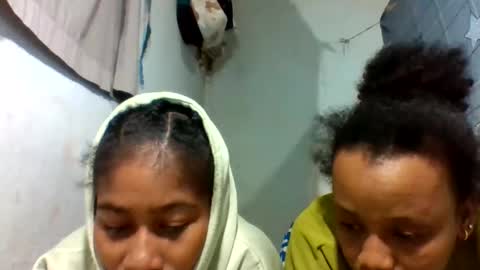 Snapshot of loveyou751 chatting on 04.10.26 loveyou751 online show from 04.10.26