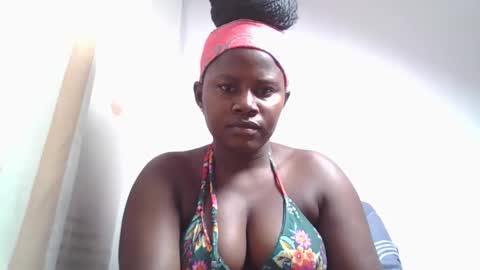 lovie_paula online show from 10.21.25