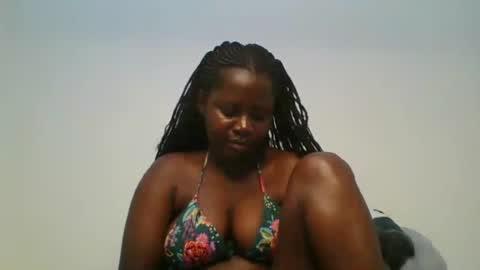 Snapshot of loviett chatting on 07.05.26 loviett online show from 07.05.26