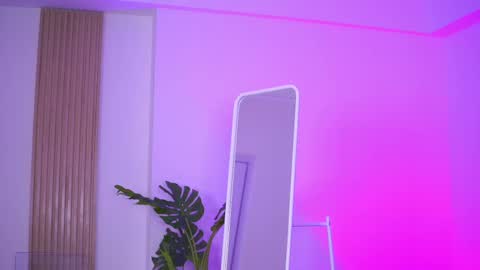 Nora online show from 03.07.25