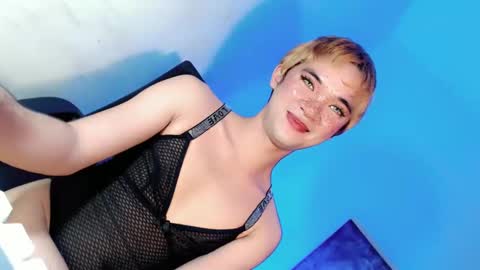 Lovingmonaru969 online show from 12.15.24