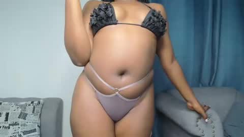 loyalcutie online show from 11.15.25