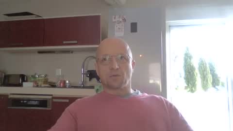 Snapshot of lrda49 chatting on 12.22.25 Espigle online show from 12.22.25