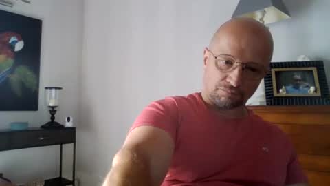 Snapshot of lrda49 chatting on 07.31.26 Espigle online show from 07.31.26
