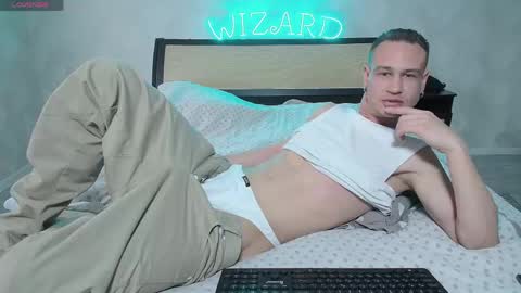 Snapshot of lstfl_wizard chatting on 04.16.26 Lstfl wizard online show from 04.16.26