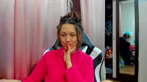 Snapshot of lu_krecia chatting on 12.23.24 Lu krecia online show from 12.23.24