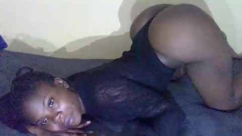 Snapshot of lu_lu21 chatting on 02.26.25 lu_lu21 online show from 02.26.25