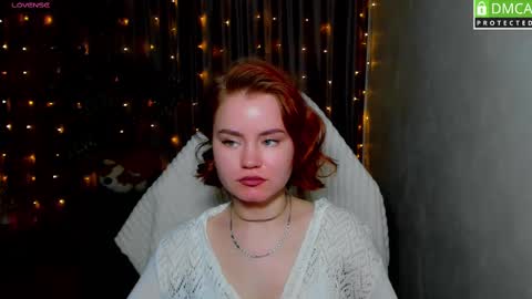 Snapshot of lu_muon chatting on 02.16.25 lu_muon online show from 02.16.25