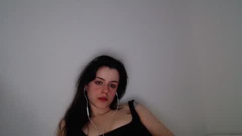 luana online show from 10.18.25