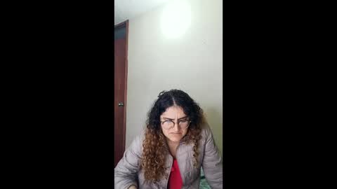 Snapshot of luana_winner chatting on 04.23.26 luana_winner online show from 04.23.26