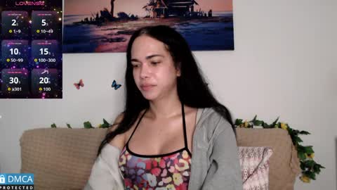 luara_ online show from 04.08.26