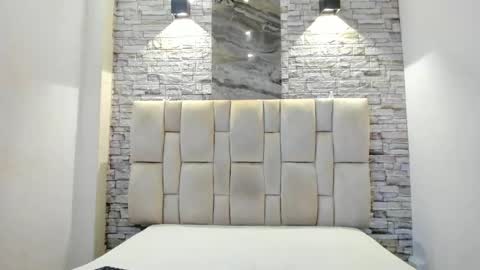 Snapshot of luca_kingg chatting on 02.28.26 Luca online show from 02.28.26