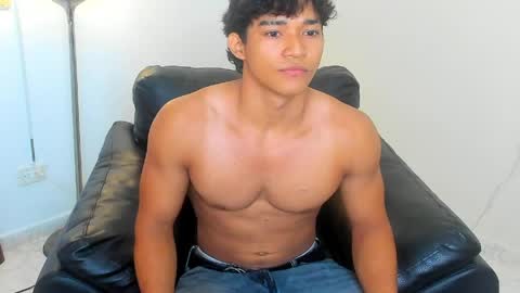 Snapshot of luca_mashle chatting on 05.24.26 luca_mashle online show from 05.24.26