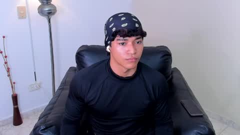 Snapshot of luca_mashle chatting on 05.26.26 luca_mashle online show from 05.26.26