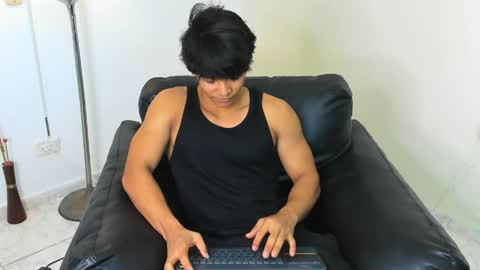 Snapshot of luca_mashle chatting on 05.27.26 luca_mashle online show from 05.27.26