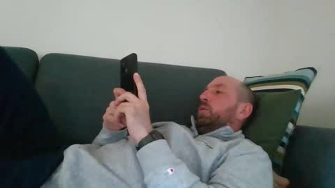 Snapshot of lucabeech88 chatting on 04.05.26 Luca online show from 04.05.26