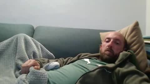 Snapshot of lucabeech88 chatting on 04.12.26 Luca online show from 04.12.26