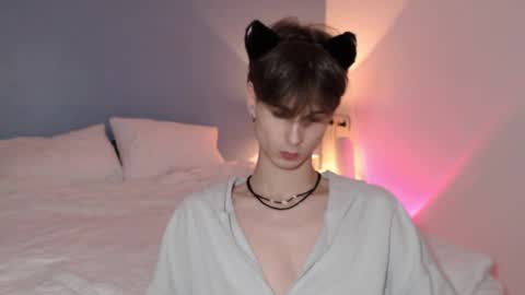 lucacharm online show from 01.02.25