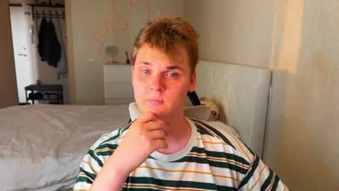 Snapshot of lucas_dany chatting on 07.23.26 Lucas Gill online show from 07.23.26