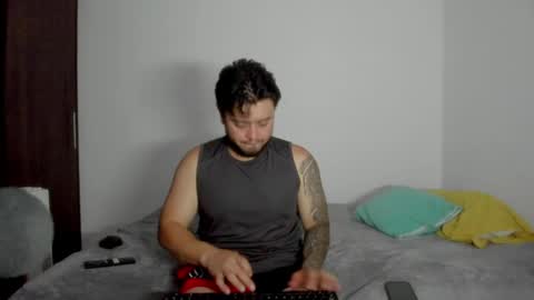 Snapshot of lucas_estrada1 chatting on 04.07.26 lucas_estrada1 online show from 04.07.26