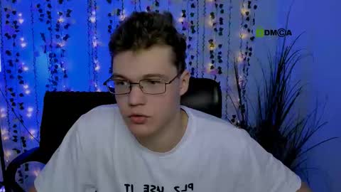 Snapshot of lucas_long_ chatting on 10.01.25 lucas_long_ online show from 10.01.25