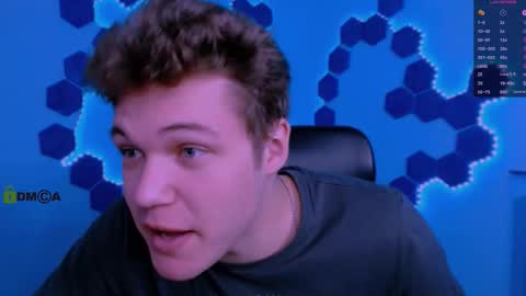 Snapshot of lucas_long_ chatting on 11.25.25 lucas_long_ online show from 11.25.25