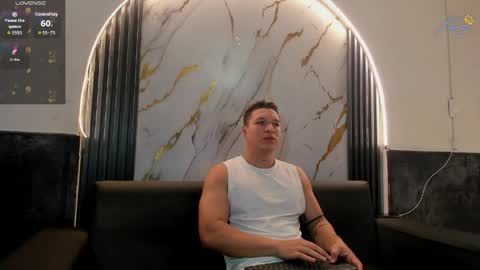 Snapshot of lucas_simonee chatting on 05.19.26 Lucas Simone online show from 05.19.26
