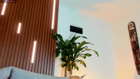 LUCA SANTOS online show from 10.23.25