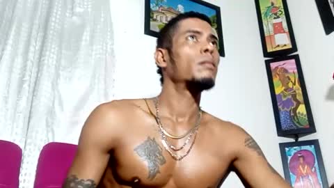 Snapshot of lucascastrohot chatting on 12.22.25 Daniel online show from 12.22.25