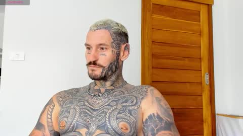 lucasexclusive online show from 10.19.25