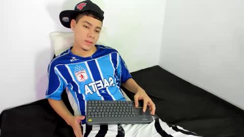 LUCAS TORREZ online show from 03.12.26