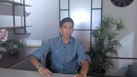 Lucca Moreti online show from 03.21.26