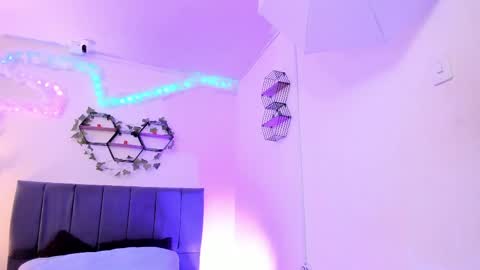 Lucero  online show from 04.11.26