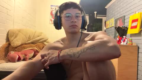 Snapshot of luchosaando chatting on 01.18.25 Felipe online show from 01.18.25