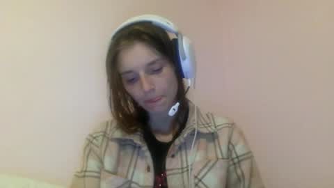 Snapshot of luci_layne chatting on 07.15.26 Luci Layne online show from 07.15.26