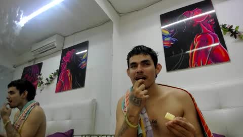 Snapshot of lucia78shy chatting on 10.22.25 lucia78shy online show from 10.22.25