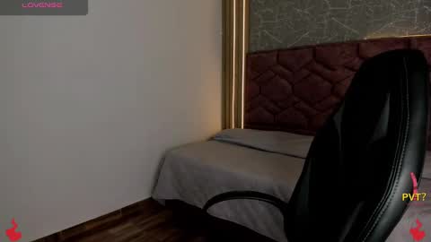 lucia star  online show from 01.08.25