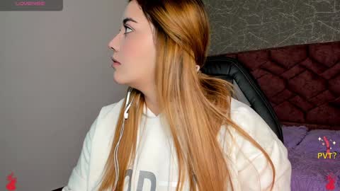 lucia star  online show from 01.21.25