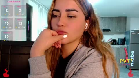 lucia star  online show from 11.16.25