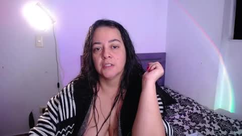 Snapshot of lucia_vonne chatting on 04.27.26 Lucia Vonne online show from 04.27.26
