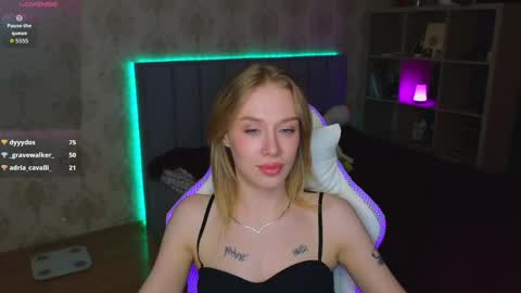 lucia_wiwi online show from 06.03.26