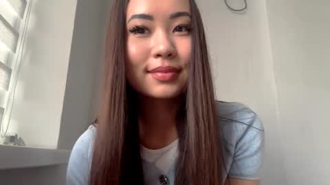 Kira online show from 09.22.25