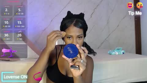 Snapshot of lucianaamorena chatting on 10.22.25 Luciana Morena online show from 10.22.25